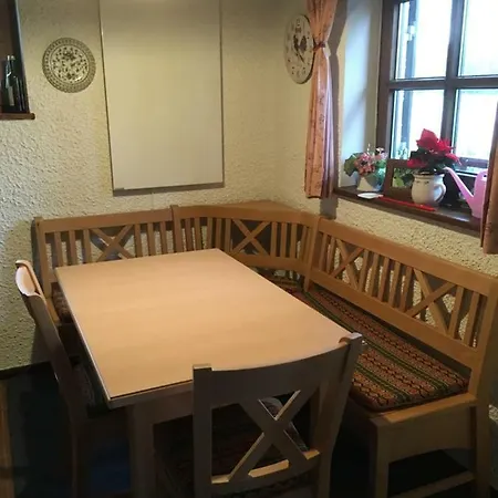 Semesterbostad Charme Regen